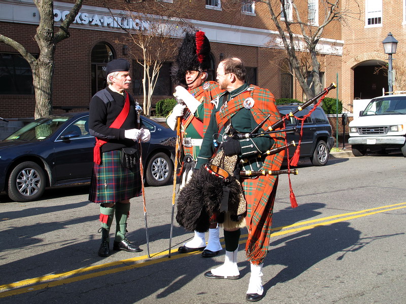   …
    ,  •
Scottish Christmas Parade, Alexandria, Virginia • December 4, 2010
