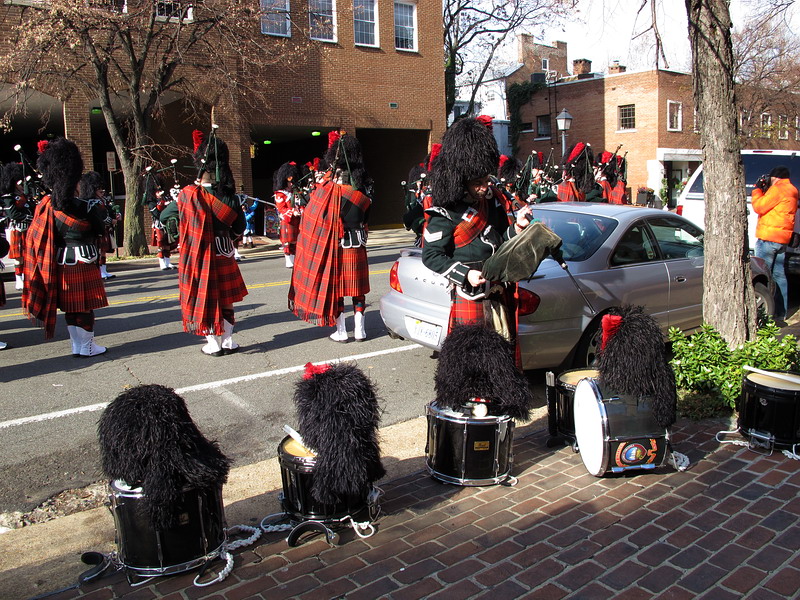– !…     …
    ,  •
Scottish Christmas Parade, Alexandria, Virginia • December 4, 2010